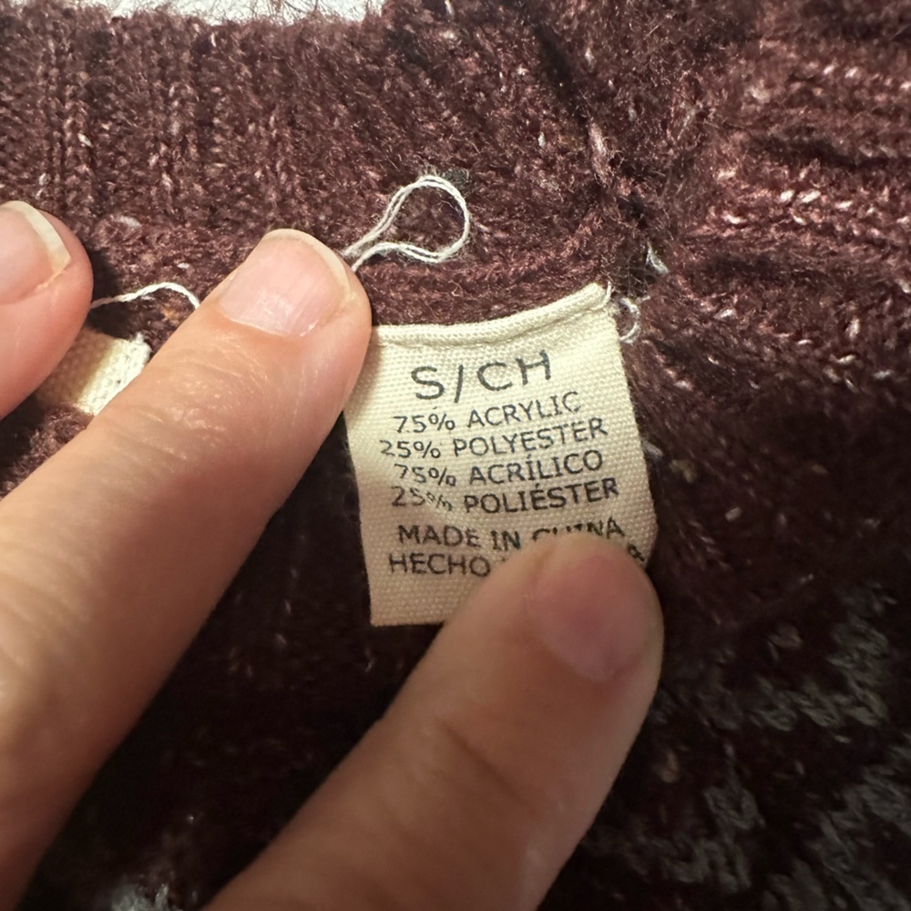 Weatherproof Maroon And Gray Patterned Sweater - image 4